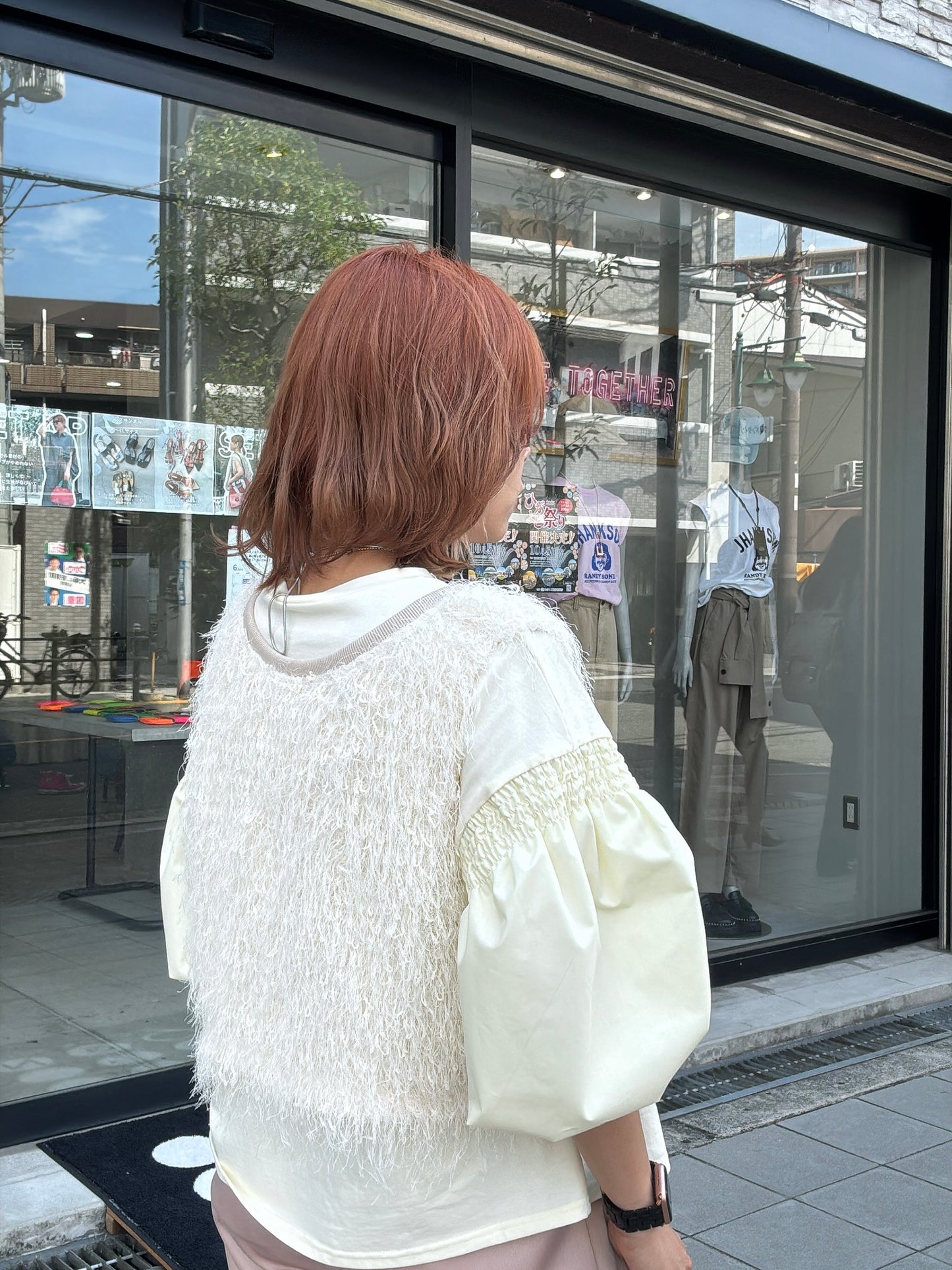 パフスリーブデザインTシャツ