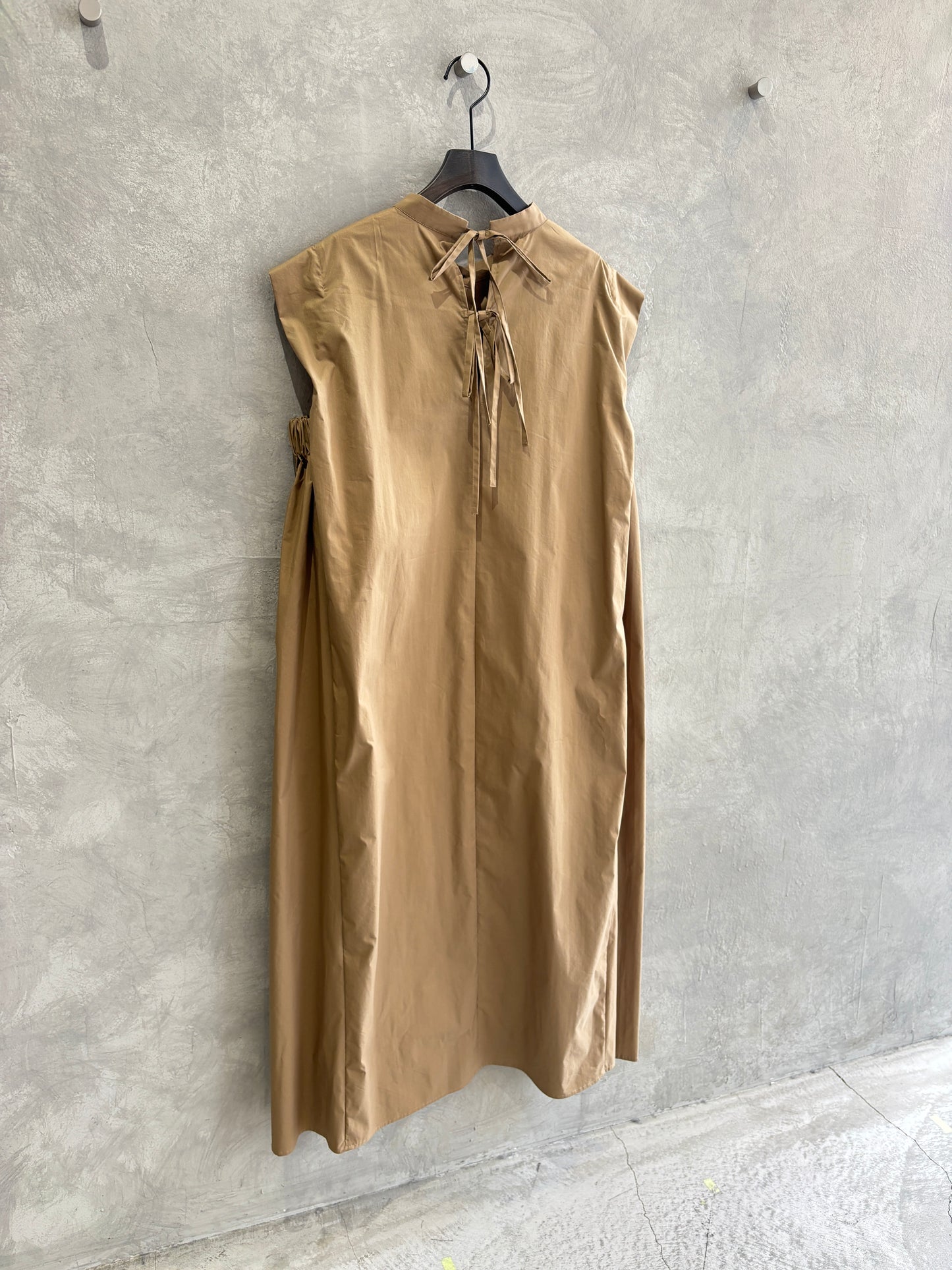 スタンドカラーワンピース/Dignite collier