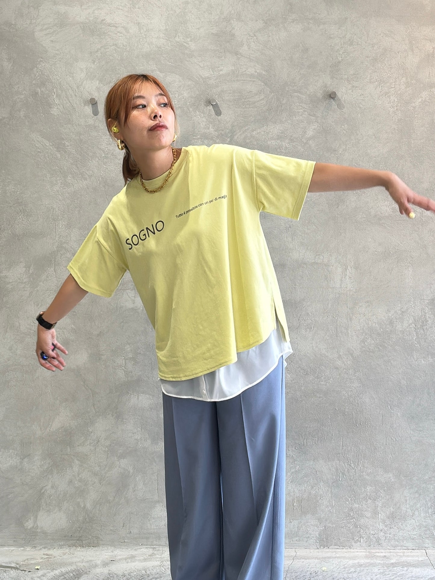 オーバーサイズロゴTシャツ/Anna Kerry