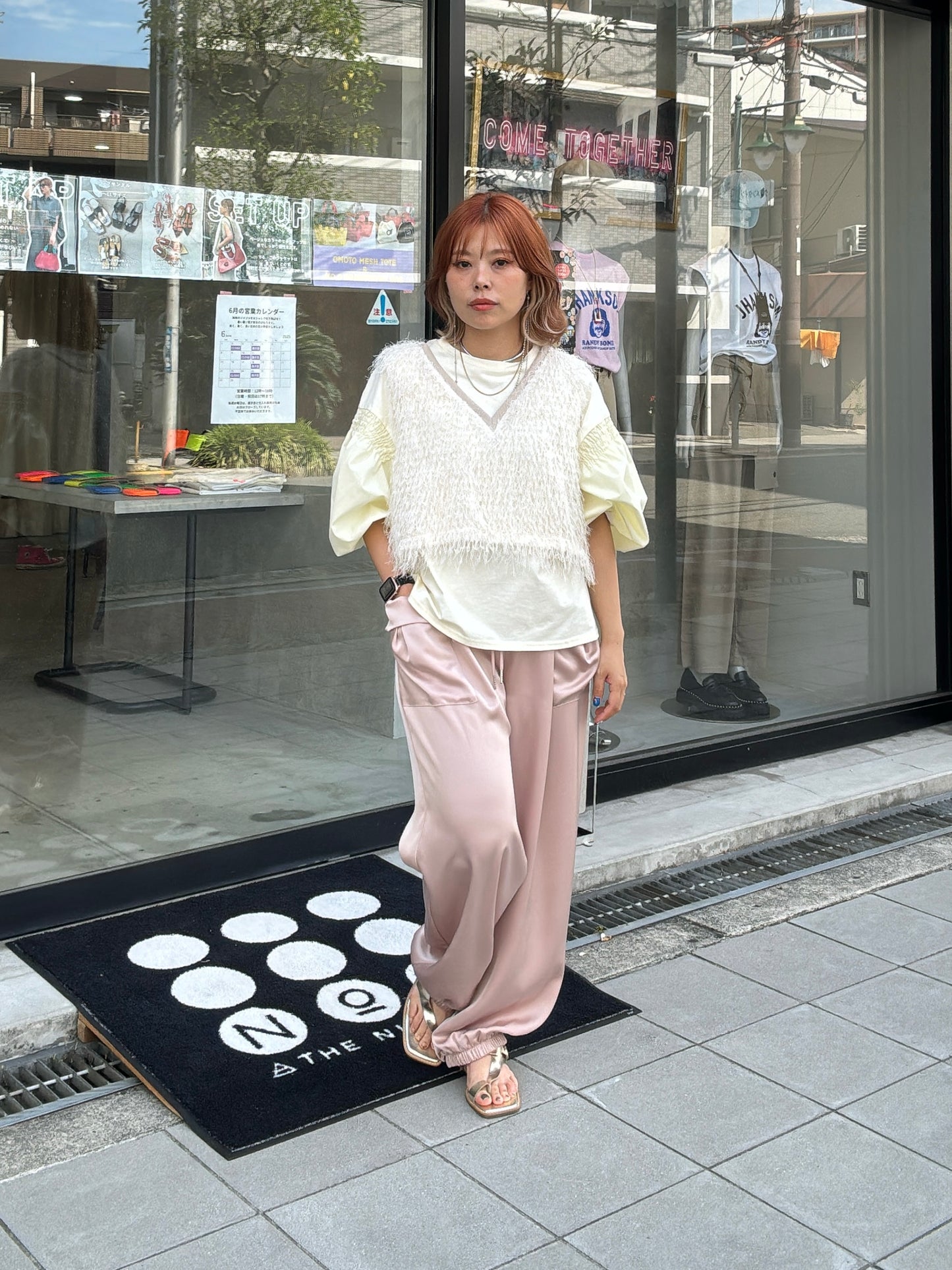 パフスリーブデザインTシャツ
