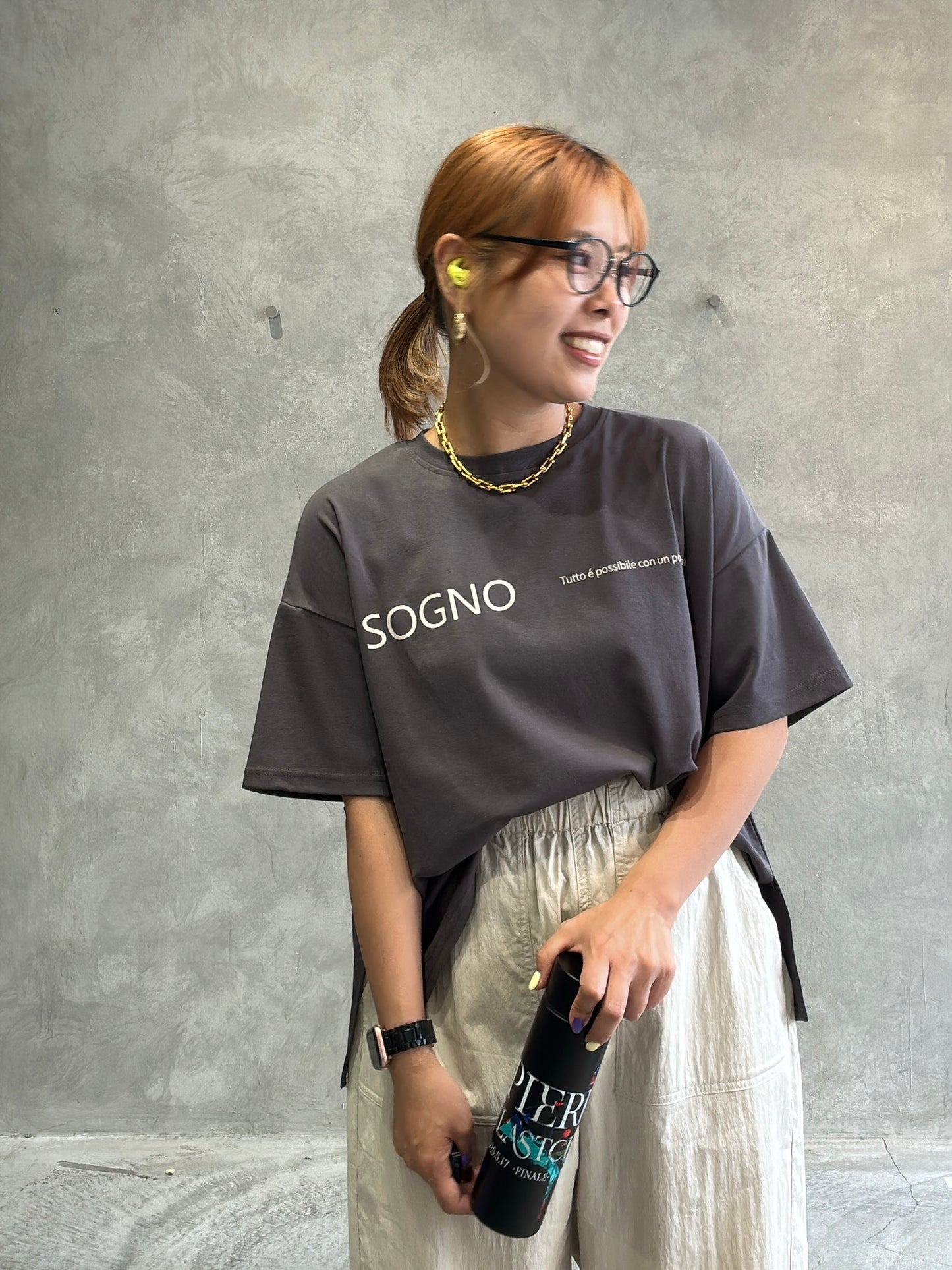 オーバーサイズロゴTシャツ/Anna Kerry