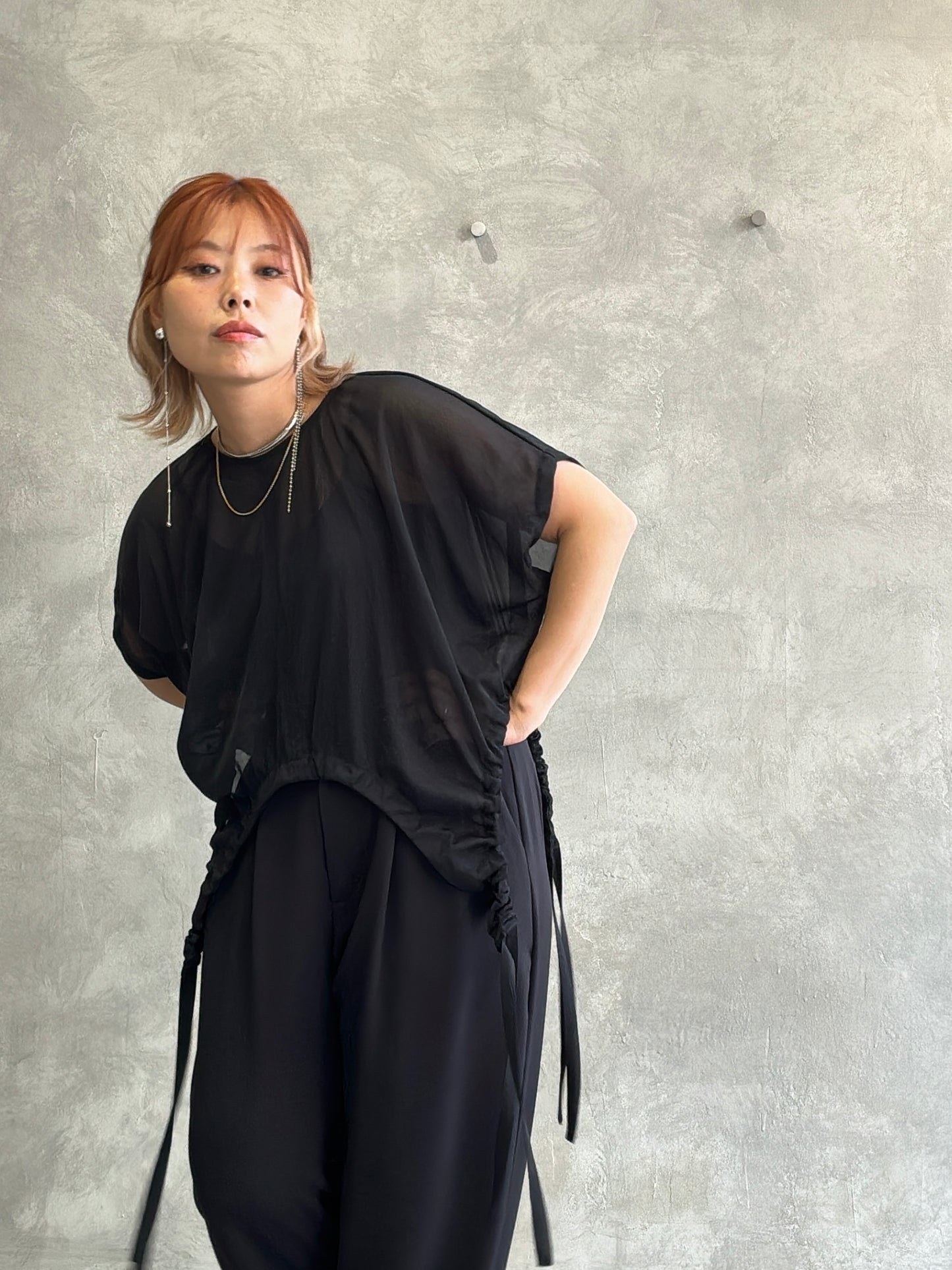 ロングピアス(ボールチェーン)