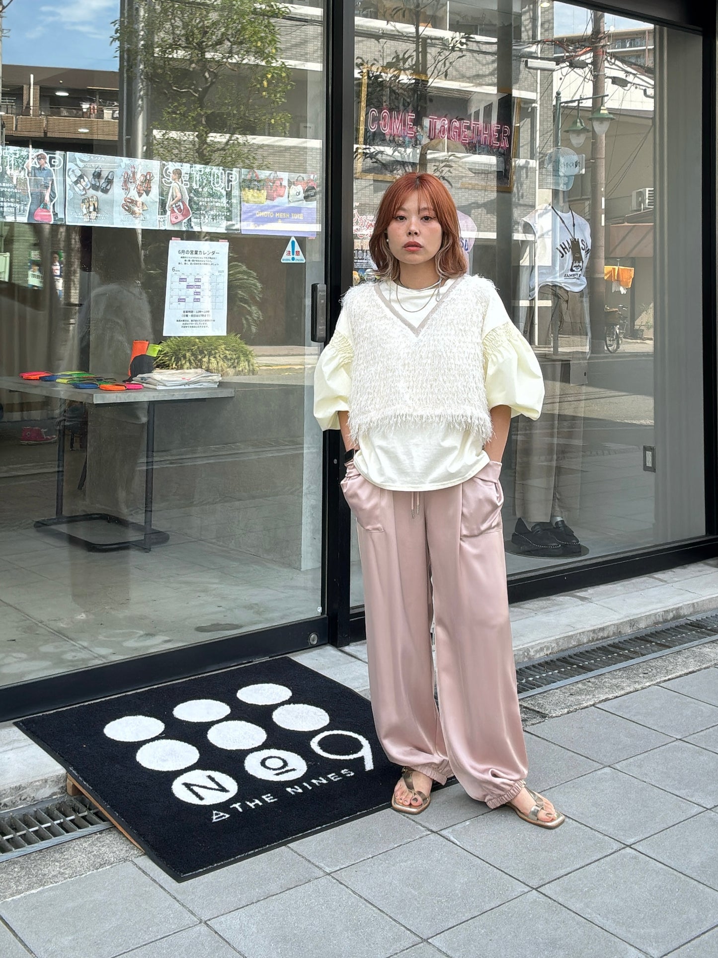 パフスリーブデザインTシャツ