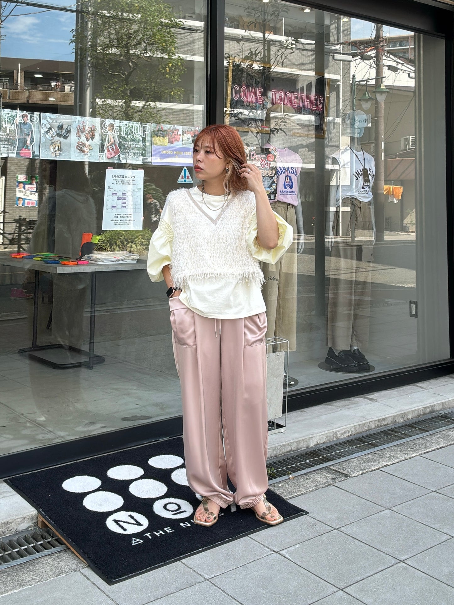パフスリーブデザインTシャツ