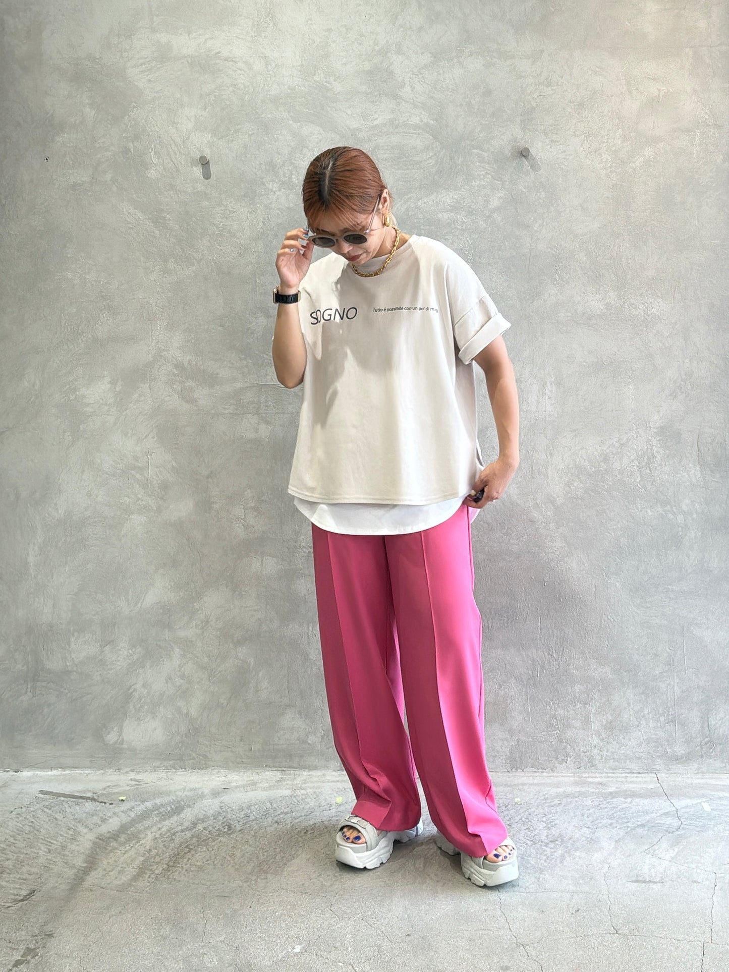 オーバーサイズロゴTシャツ/Anna Kerry