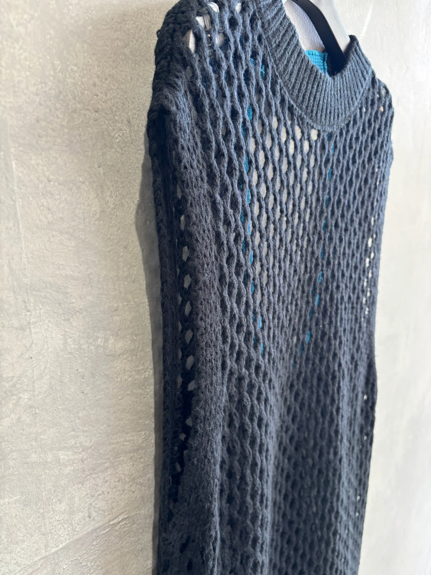 バックオープンメッシュニットワンピース/LHELBIE