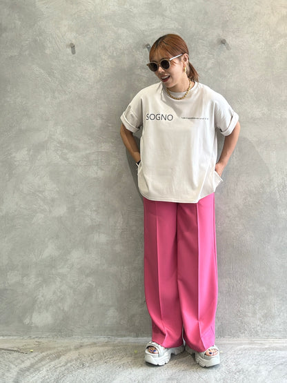 オーバーサイズロゴTシャツ／Anna Kerry