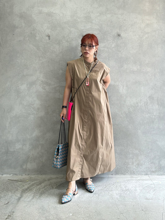 スタンドカラーワンピース／Dignite collier