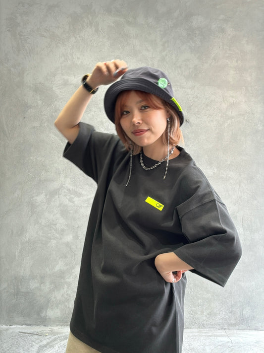 アクセントカラーBOXロゴTシャツ／No.9-the Nines-
