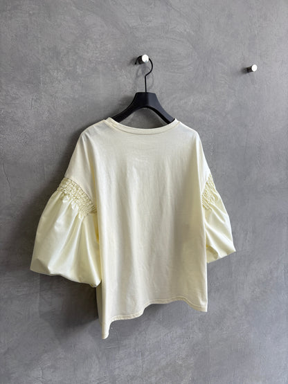 パフスリーブデザインTシャツ