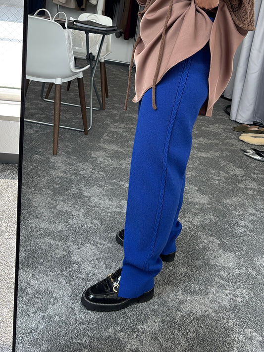 【予約販売】ケーブルラインニットジョガーパンツ／507392／CYAN tokyo