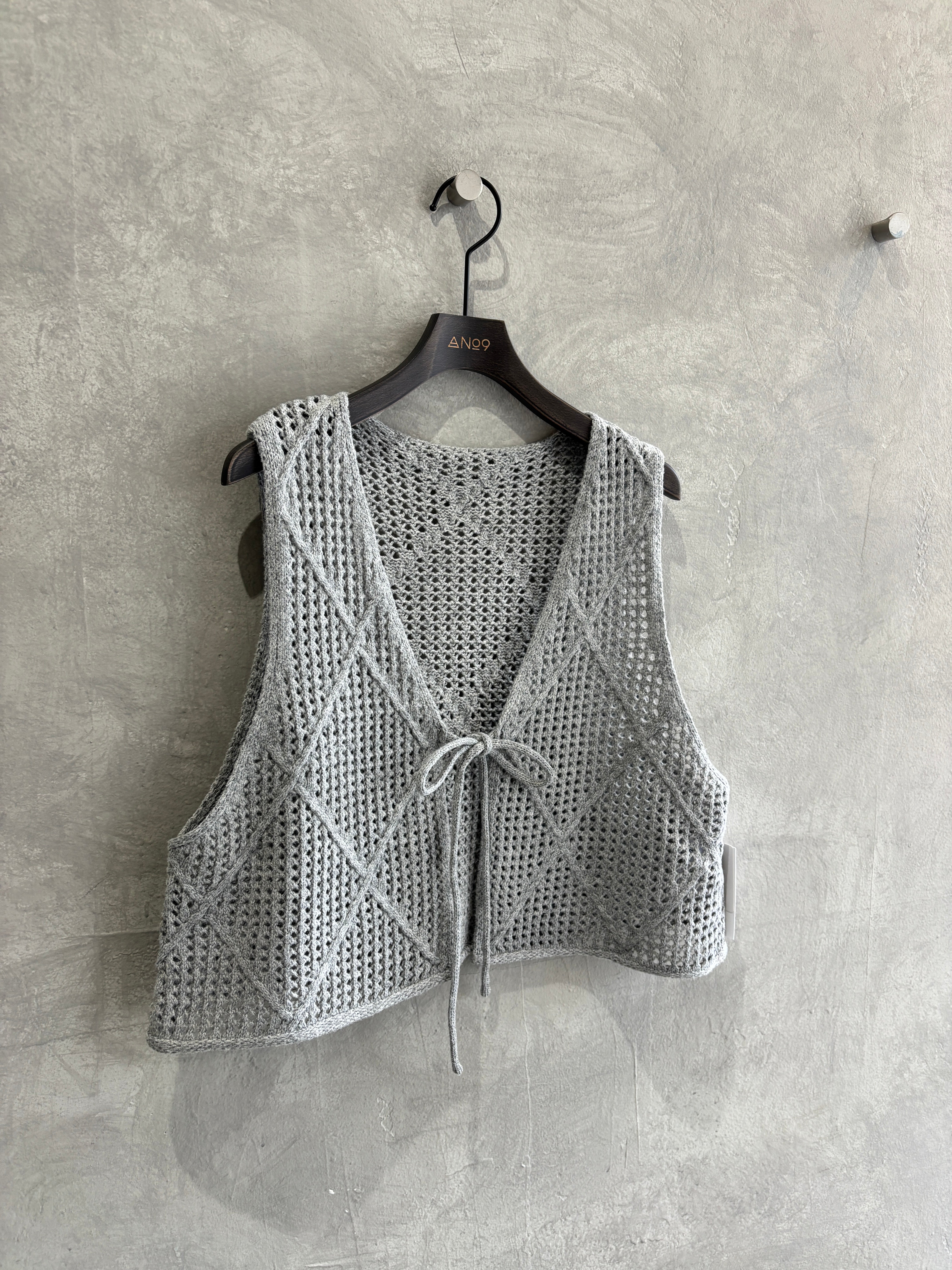 透かしアーガイルニットベスト／CYAN tokyo – No.9-the Nines-