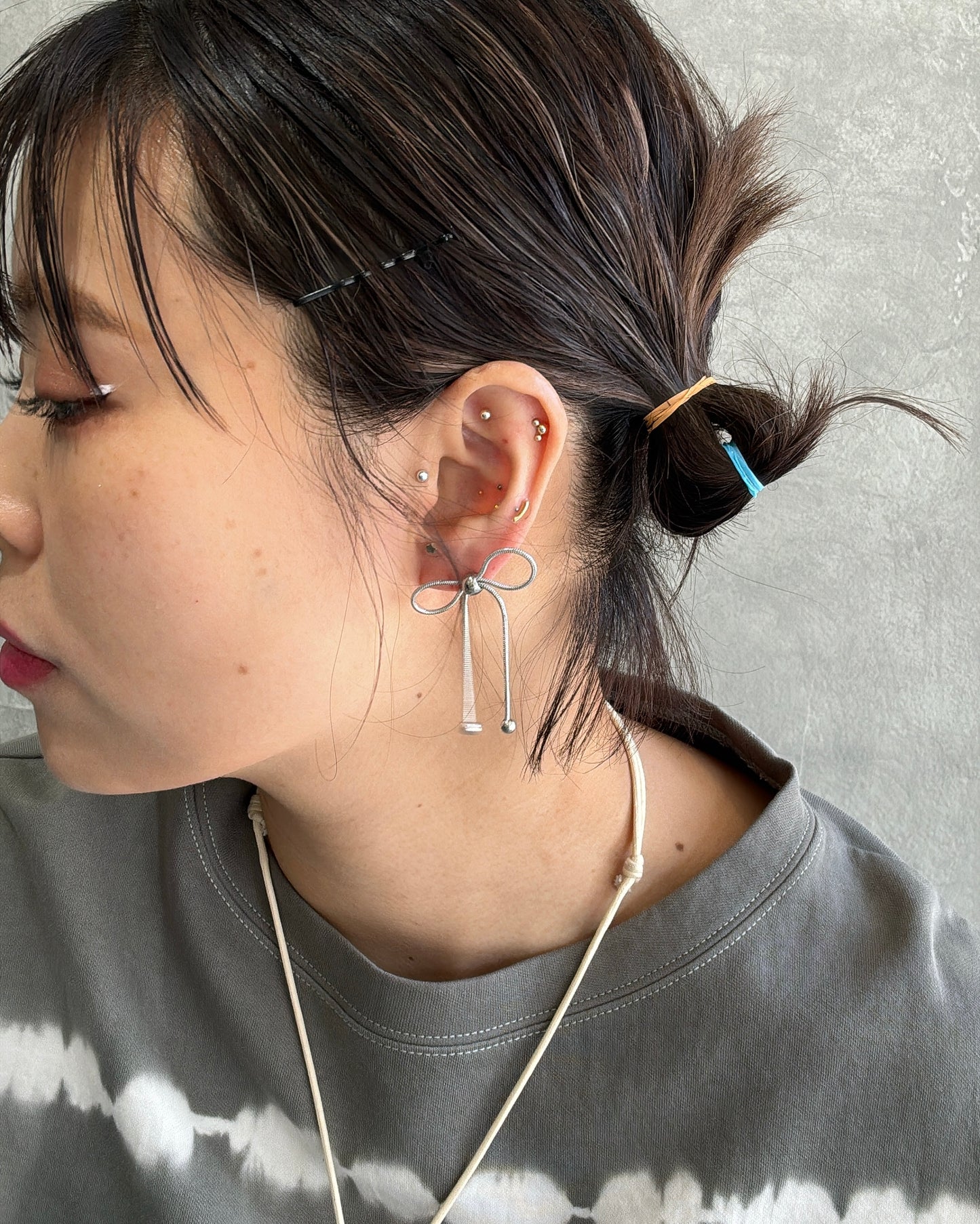 リボンデザインピアス／No.9／BUYING series