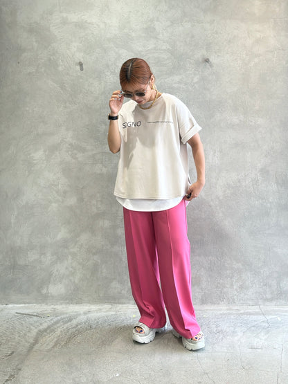オーバーサイズロゴTシャツ／Anna Kerry