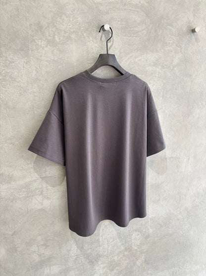 オーバーサイズロゴTシャツ／Anna Kerry