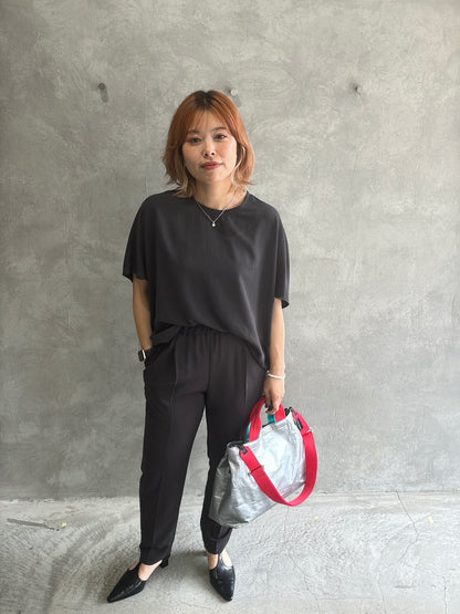 ストレッチシシフォンテーパードパンツ／Dignite collier